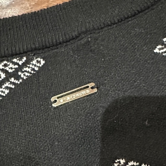 Men's Black Graphic Crewneck Sweater - Picture 5 of 5